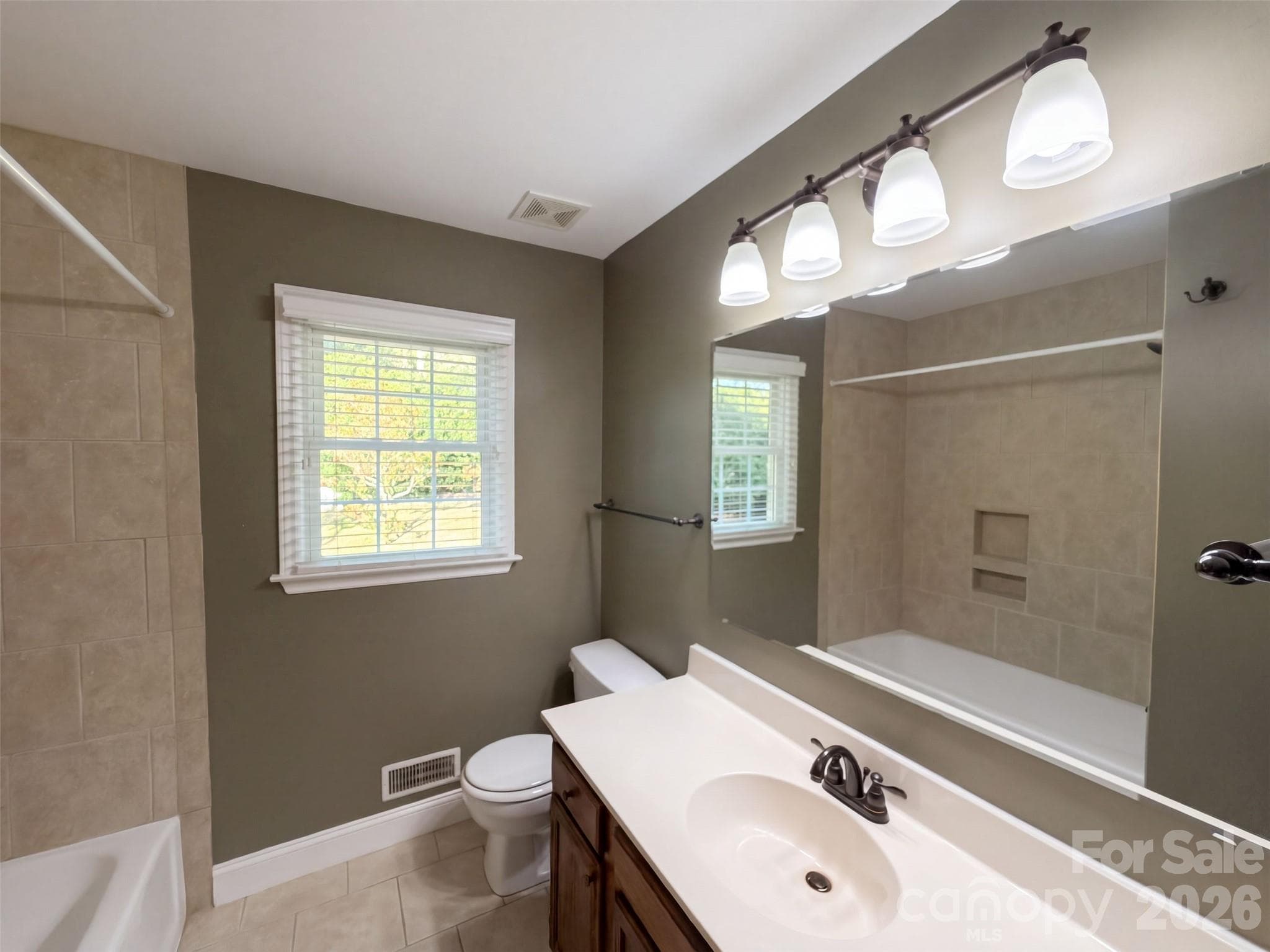 Single Family Residence at 201 Wainsley Place, Matthews, photo 19 of 28