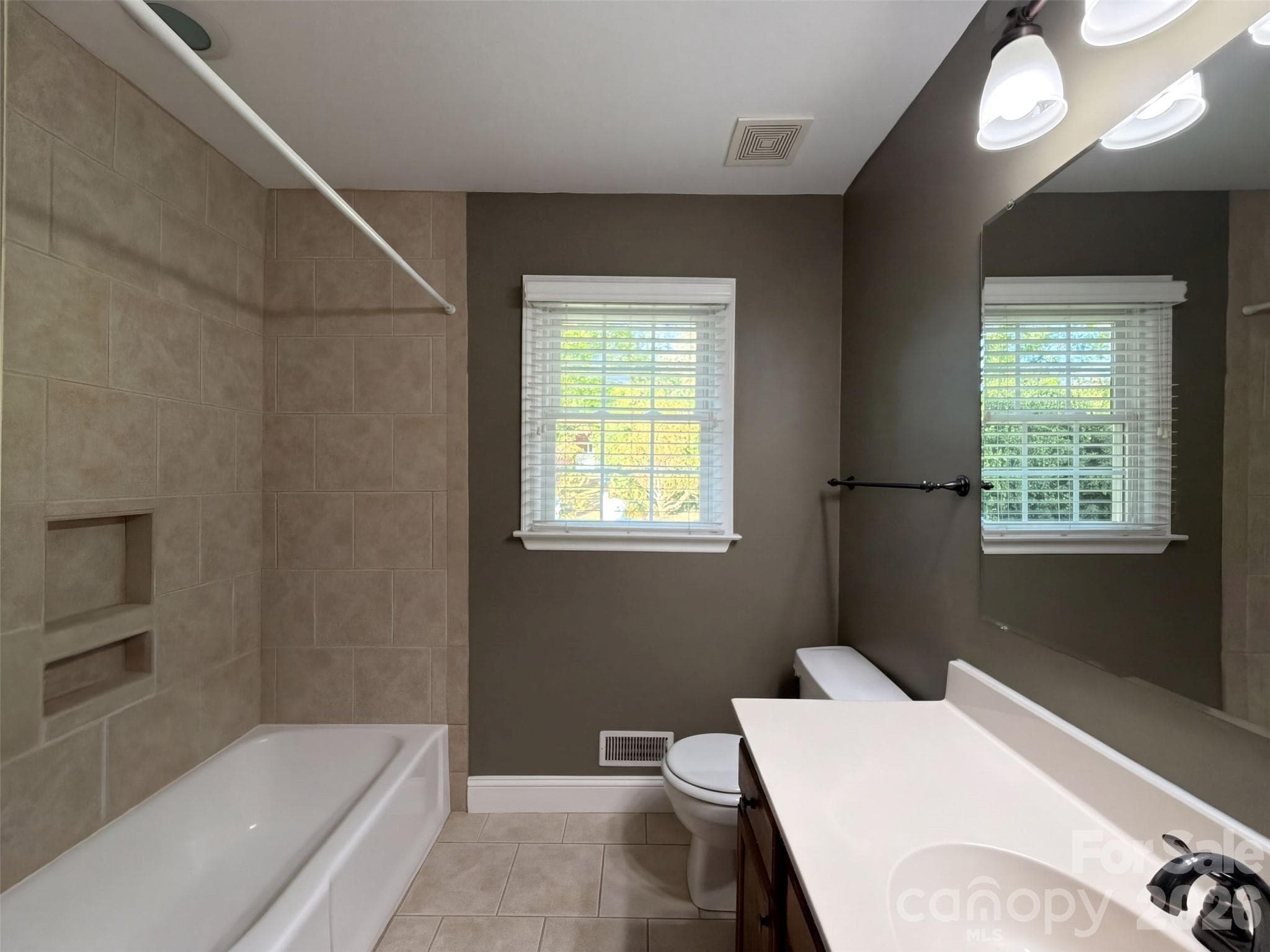 Single Family Residence at 201 Wainsley Place, Matthews, photo 20 of 28