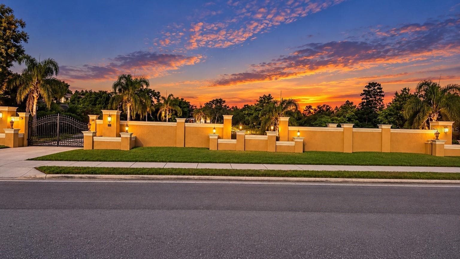 Single Family Residence at 4200 & 4210 S HIAWASSEE RD, ORLANDO, photo 2 of 57