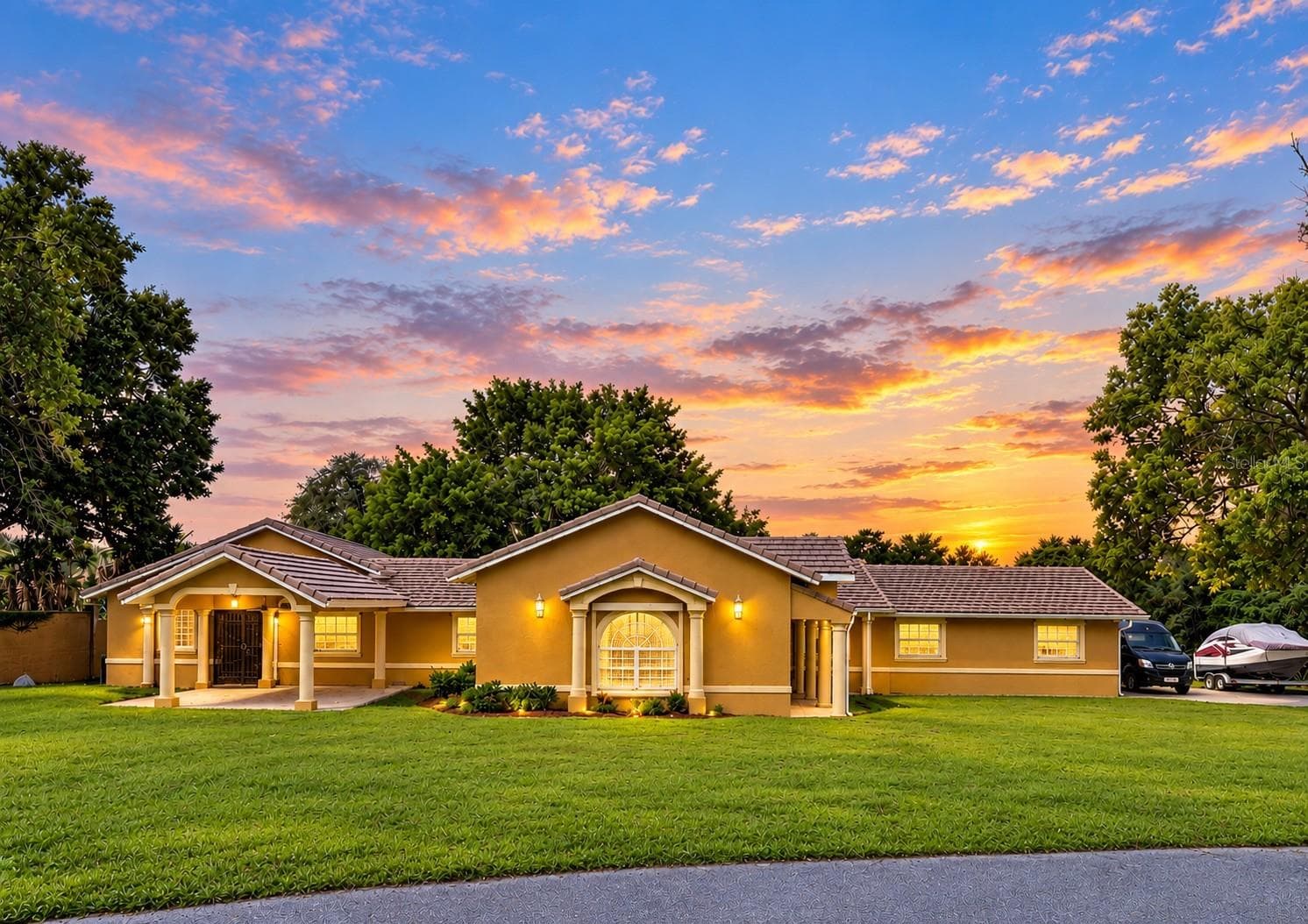 Single Family Residence at 4200 & 4210 S HIAWASSEE RD, ORLANDO, photo 12 of 57
