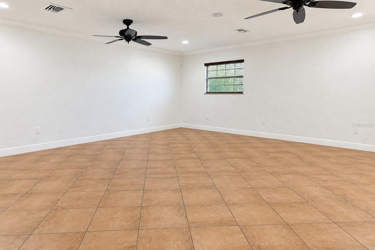 Single Family Residence at 4200 & 4210 S HIAWASSEE RD, ORLANDO, photo 39 of 57