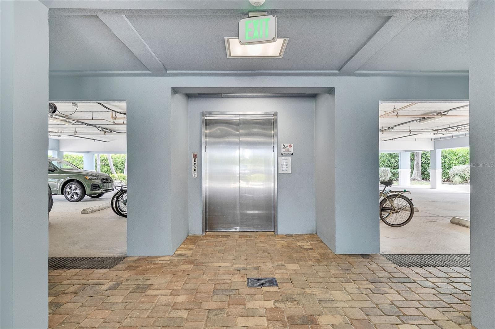 49 - 391 ARUBA CIR #203, BRADENTON
