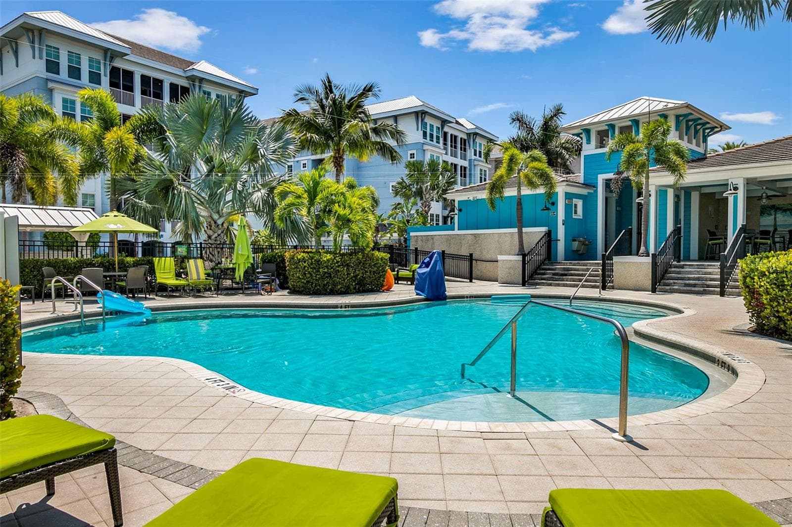 Condominium at 391 ARUBA CIR #203, BRADENTON, photo 47 of 85