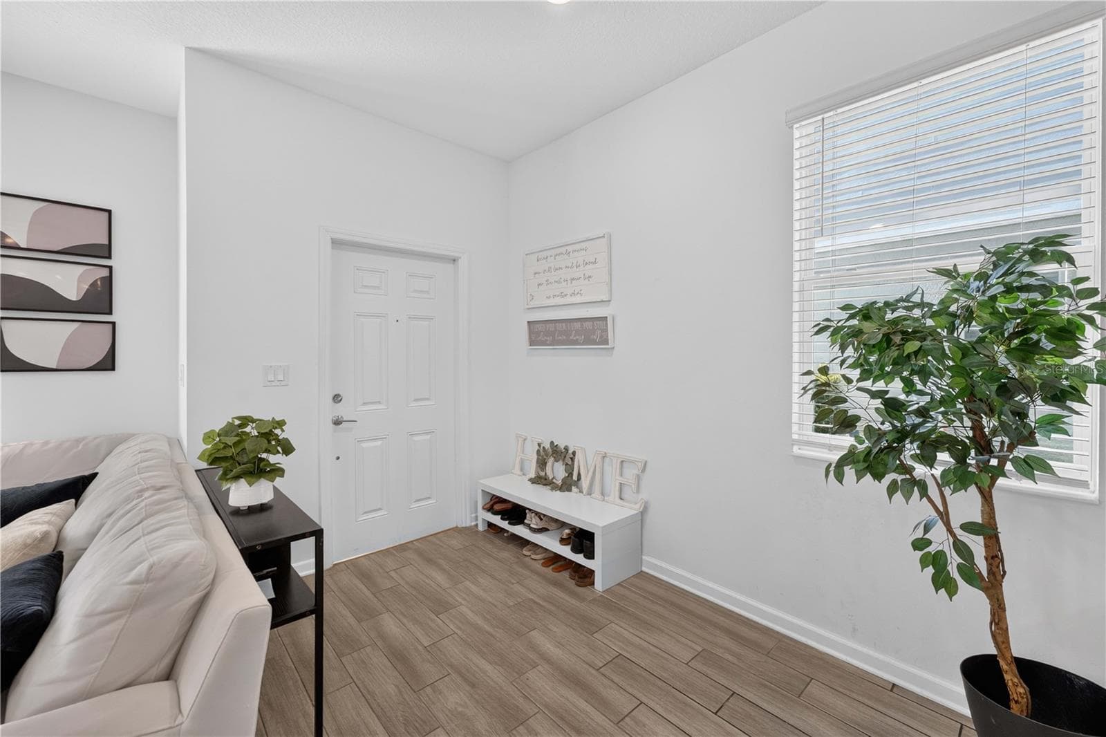 Single Family Residence at 1396 ROXY LN, WINTER GARDEN, photo 16 of 59