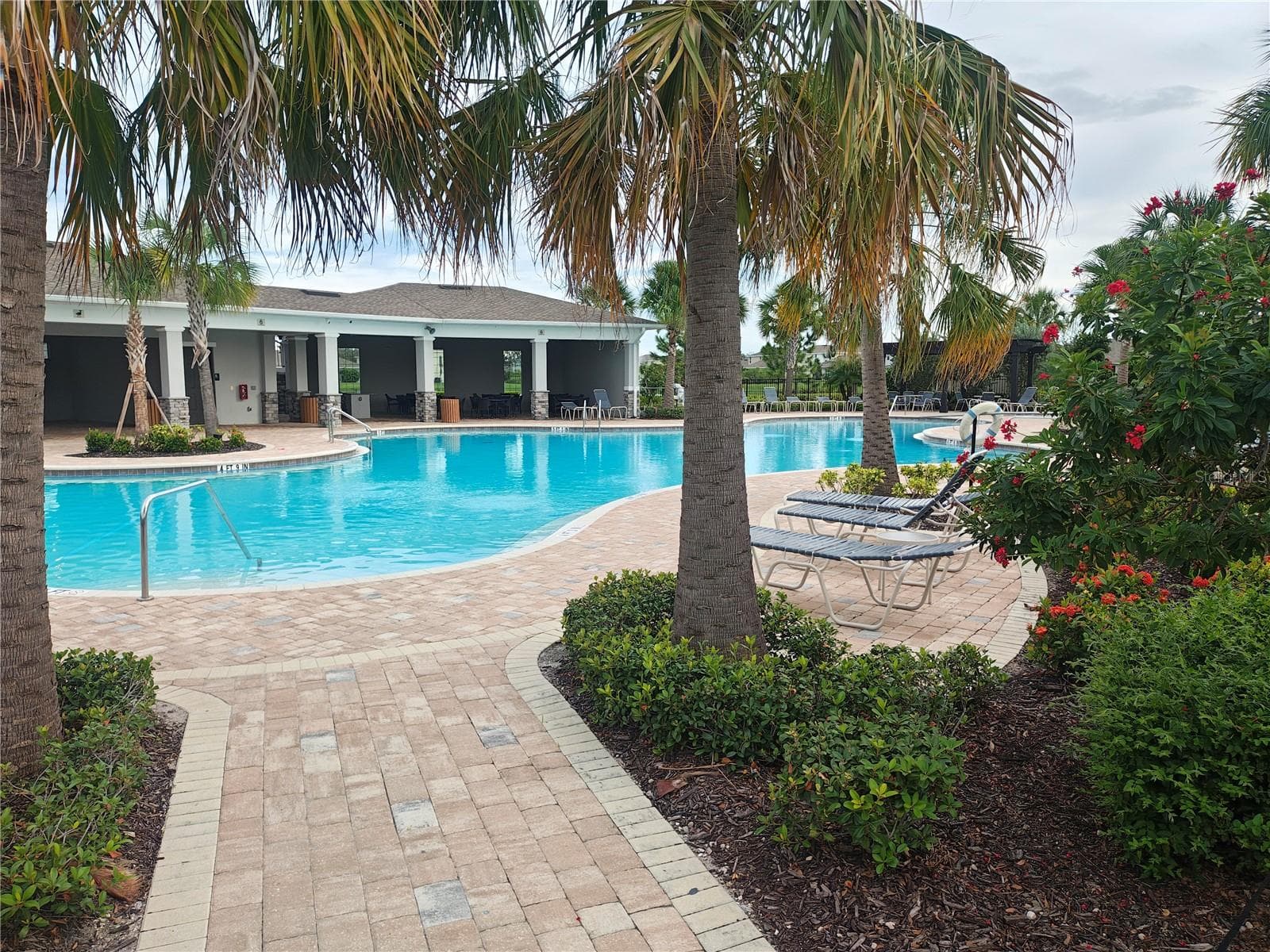 Community clubhouse / Resort style pool - 5058 GRANITE DUST PL, PALMETTO