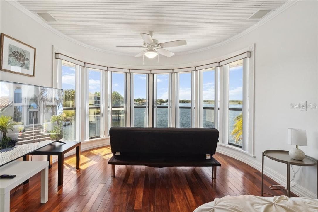 Single Family Residence at 1128 N Circle Drive, Crystal River FL 34429, Crystal River, photo 22 of 52