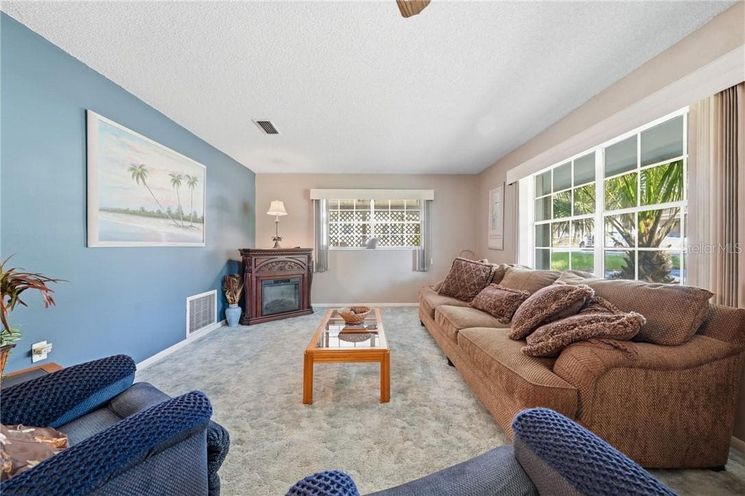 Single Family Residence at 2360 W Eric DR, CITRUSSPRINGS FL 34434, Citrus Springs, photo 3 of 44