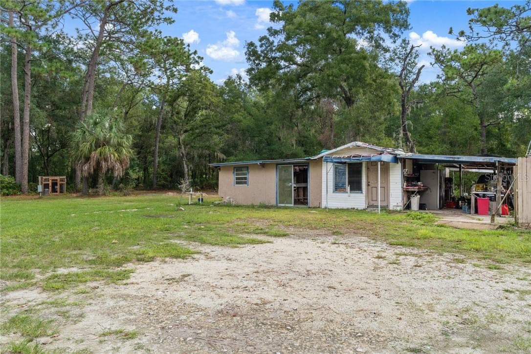 Storage area - 3305 S Alabama AVE, HOMOSASSA FL 34448