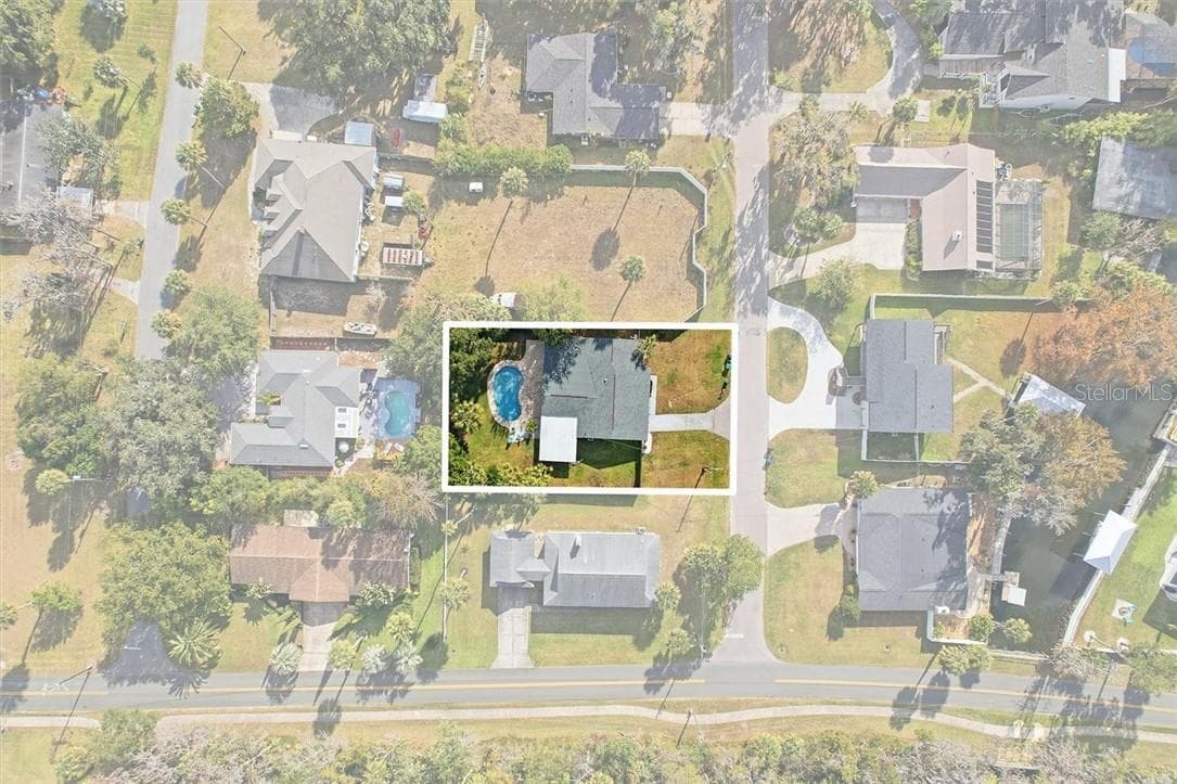 Single Family Residence at 547 NW 9th AVE, CRYSTALRIVER FL 34428, Crystal River, photo 3 of 49