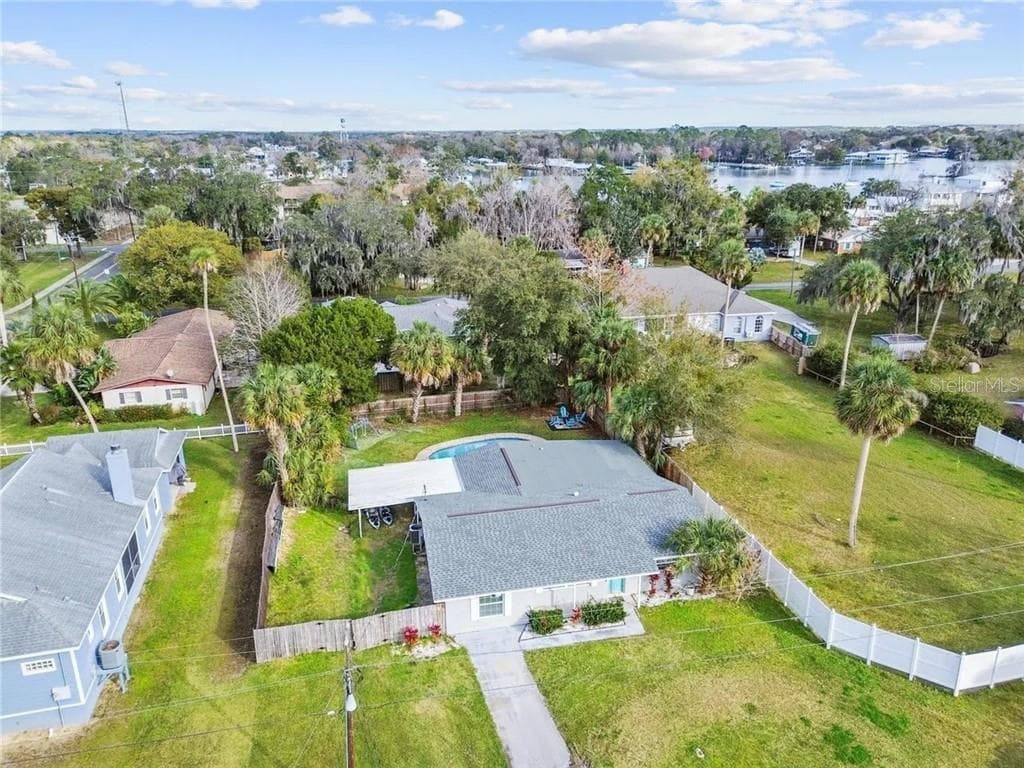 Single Family Residence at 547 NW 9th AVE, CRYSTALRIVER FL 34428, Crystal River, photo 4 of 49
