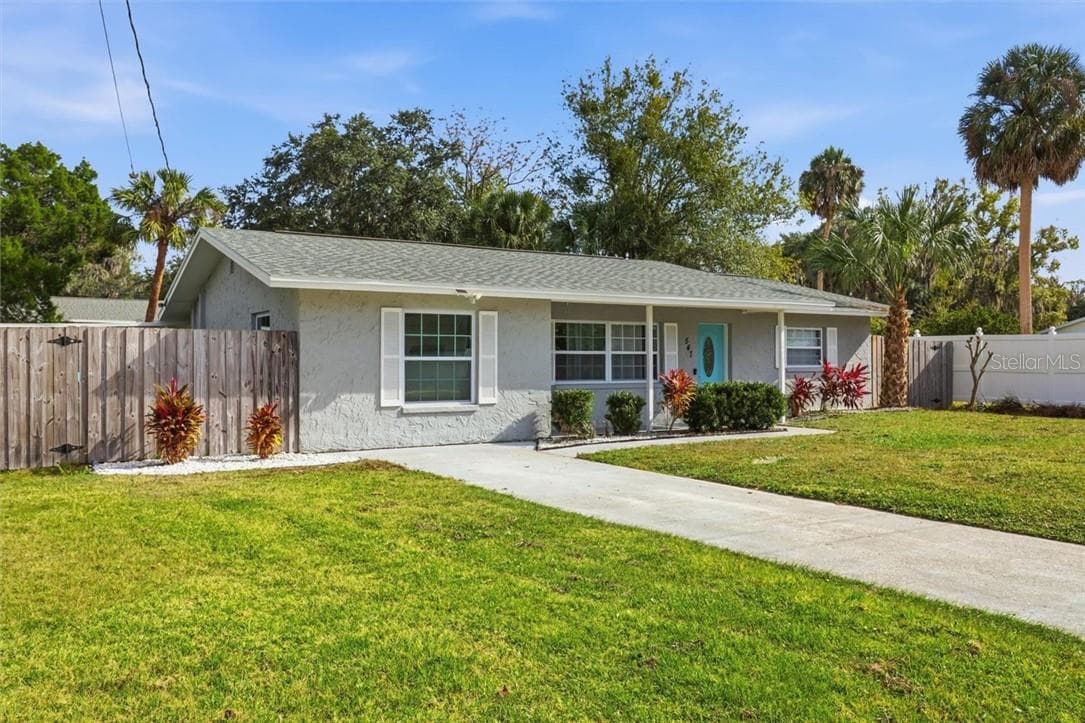 Single Family Residence at 547 NW 9th AVE, CRYSTALRIVER FL 34428, Crystal River, photo 8 of 49