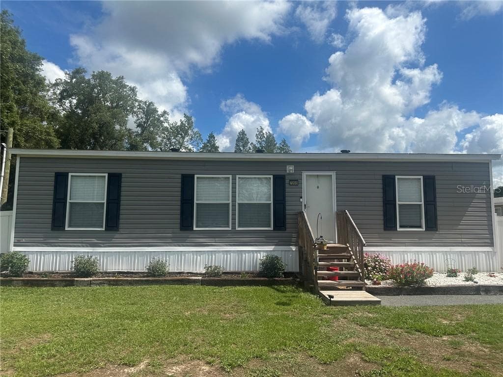Residential at 7203 W Brady LN, HOMOSASSA FL 34446, photo 2 of 45