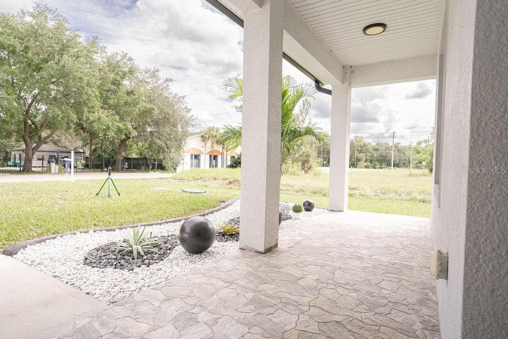 Single Family Residence at 1846 KNIGHT AVE, ORLANDO, photo 6 of 62