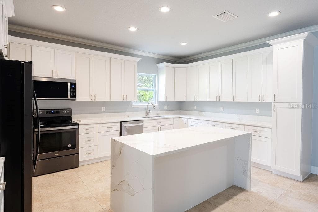 Single Family Residence at 1846 KNIGHT AVE, ORLANDO, photo 15 of 62