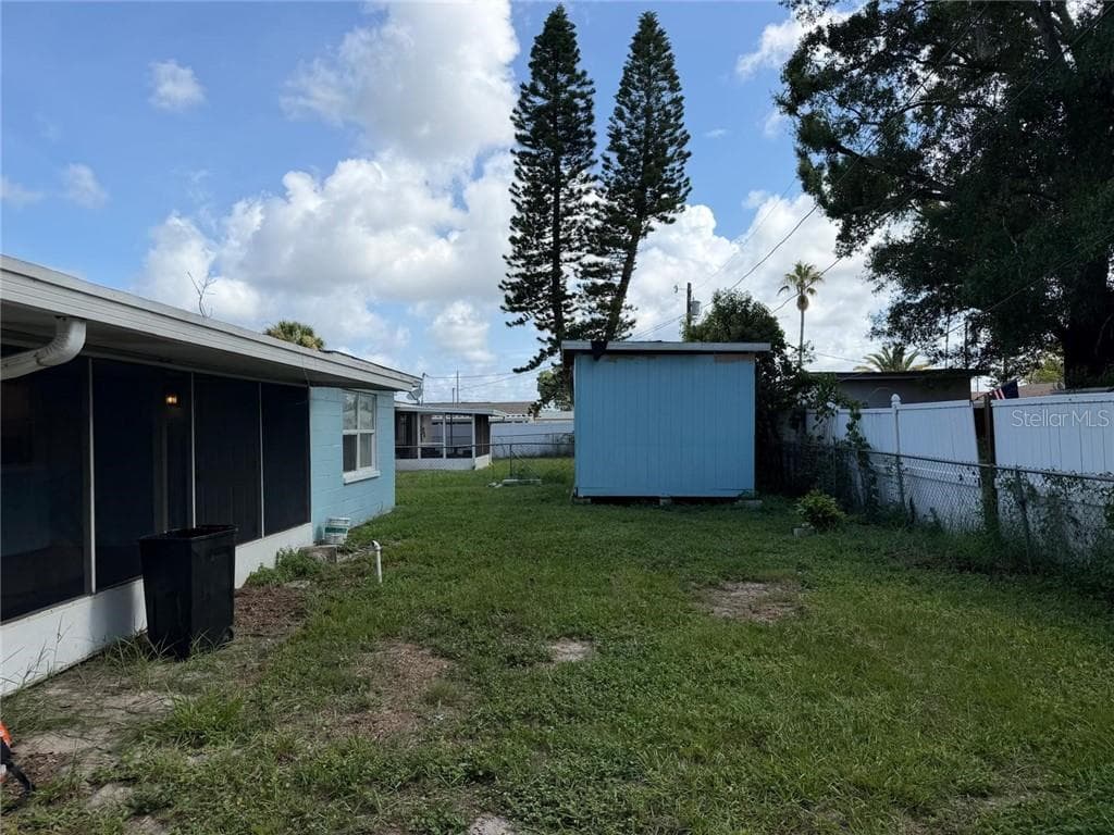 Single Family Residence at 1650 Bold LN, HOLIDAY FL 34691, photo 16 of 53