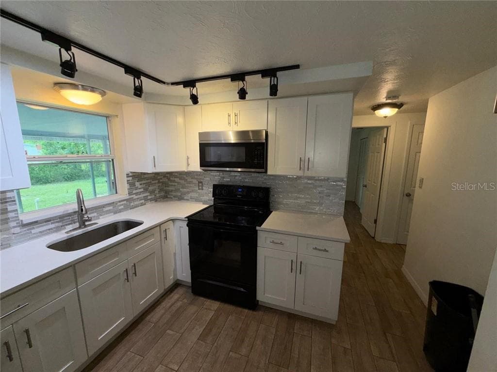 Single Family Residence at 1650 Bold LN, HOLIDAY FL 34691, photo 37 of 53