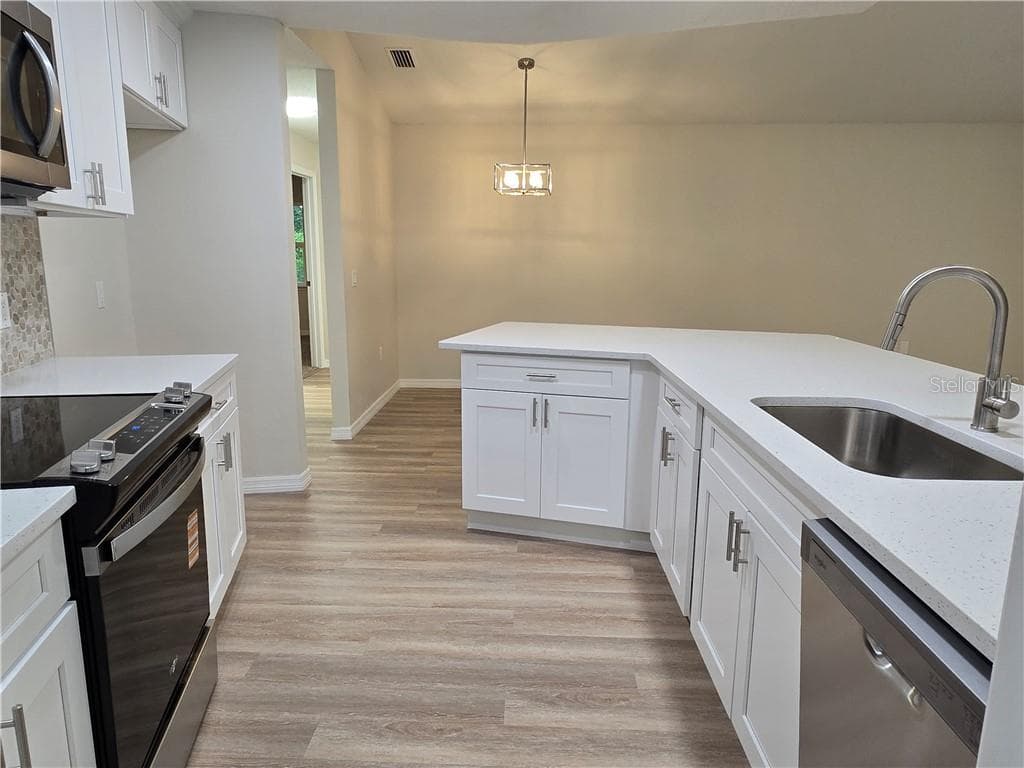 Single Family Residence at 371 N Kinglet AVE, HERNANDO FL 34442, Hernando, photo 7 of 34