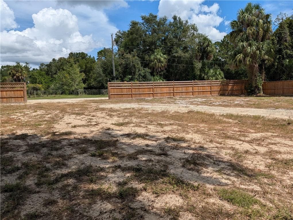 View from back of property to Palm Dr - 34 Palm DR, INGLIS FL 34449
