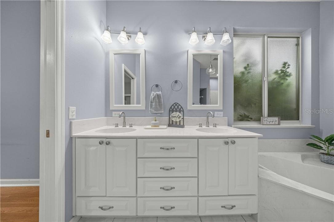 Primary Bath - 2379 NW 55th Avenue RD, OCALA FL 34482, Ocala