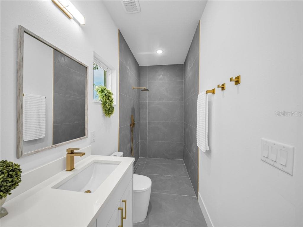 Primary Bathroom Vanity and Shower Area - 6664 N Bedstrow BLVD, CITRUSSPRINGS FL 34434, Citrus Springs