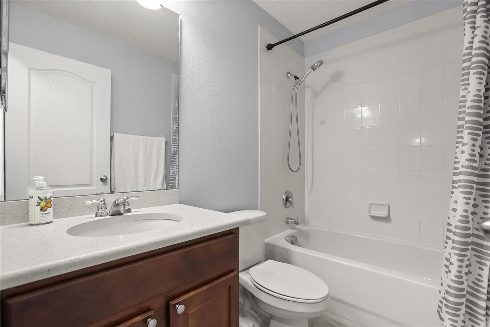 Single Family Residence at 9117 OAK COMMONS WAY, ORLANDO, photo 27 of 45