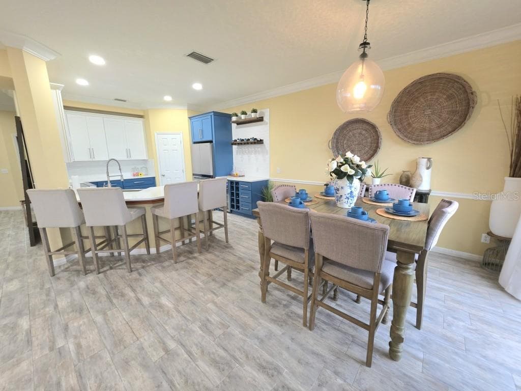 Single Family Residence at 2608 LYNDSCAPE ST, ORLANDO, photo 3 of 62