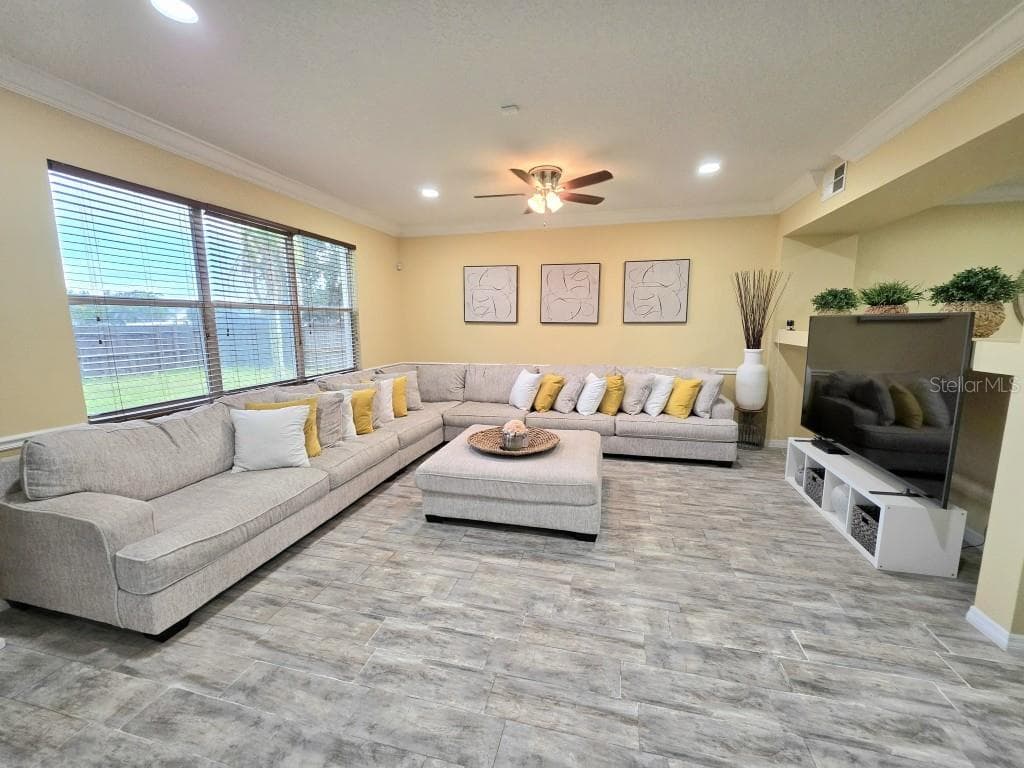 Single Family Residence at 2608 LYNDSCAPE ST, ORLANDO, photo 4 of 62