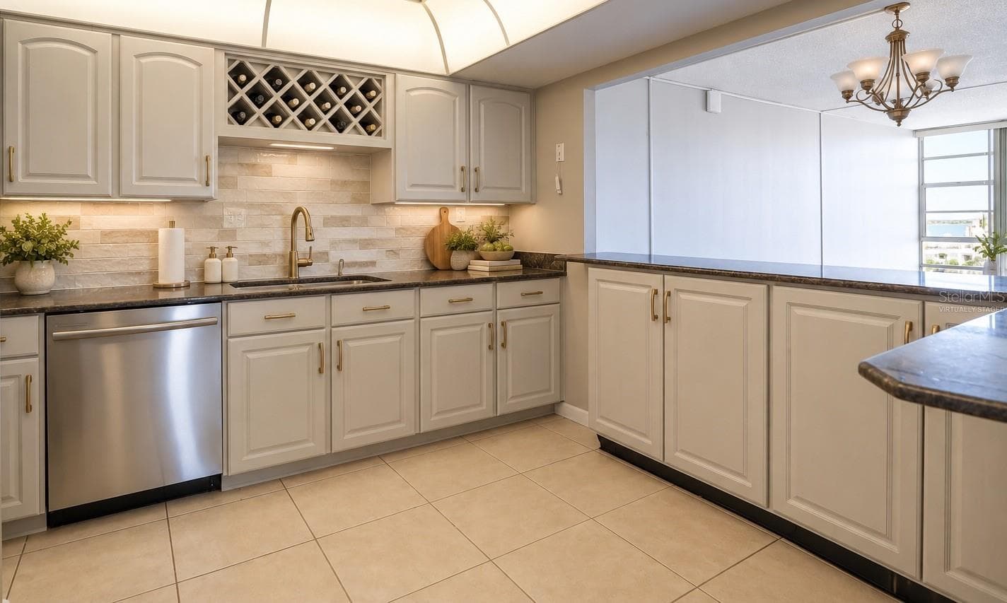 Virtually Staged - 7400 SUN ISLAND DR S #501, SOUTH PASADENA