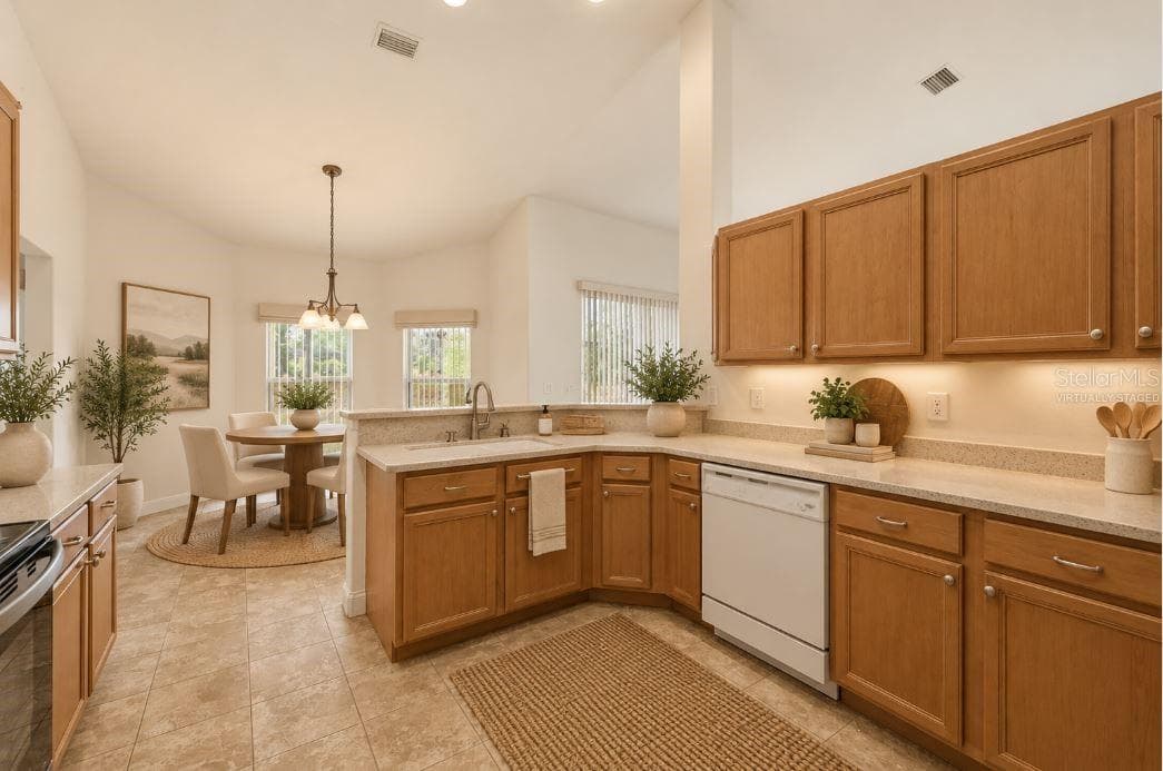 Virtually staged kitchen. - 2820 E NEWHAVEN ST, INVERNESS