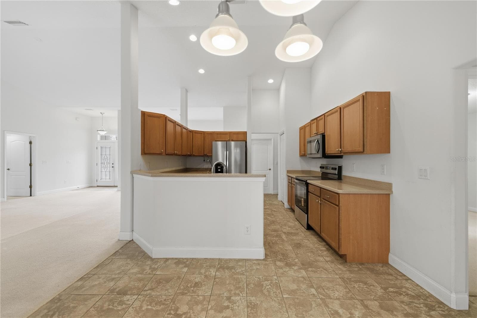 Single Family Residence at 2820 E NEWHAVEN ST, INVERNESS, photo 22 of 64