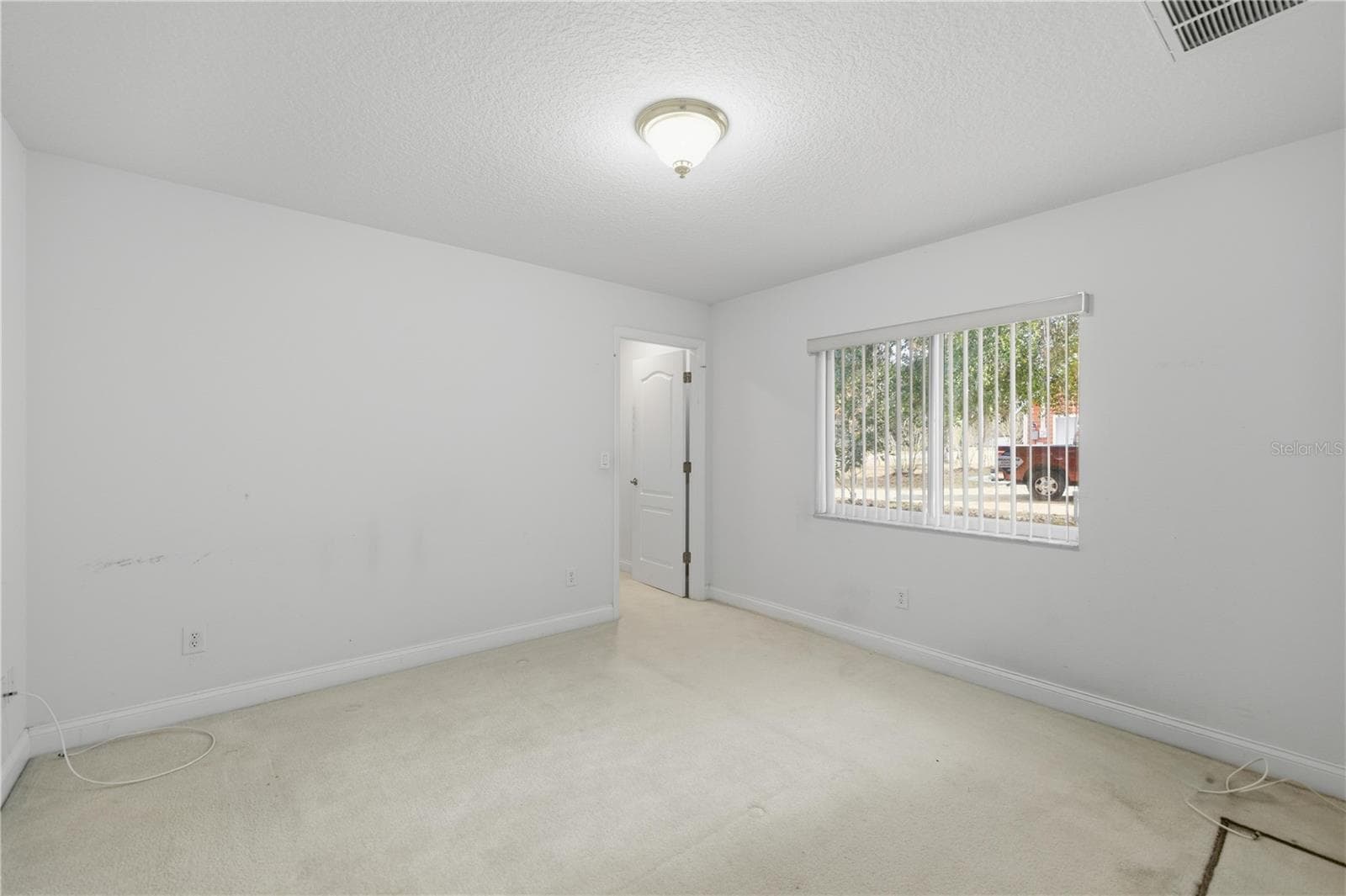 Single Family Residence at 2820 E NEWHAVEN ST, INVERNESS, photo 38 of 64