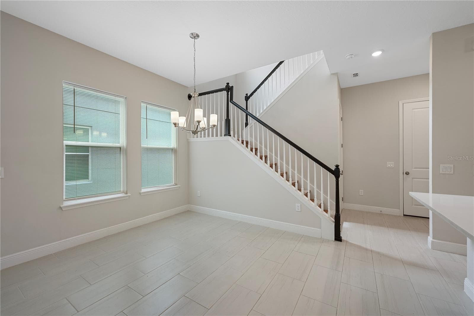 Living room - 9936 PALLIDA HICKORY WAY, WINTER GARDEN