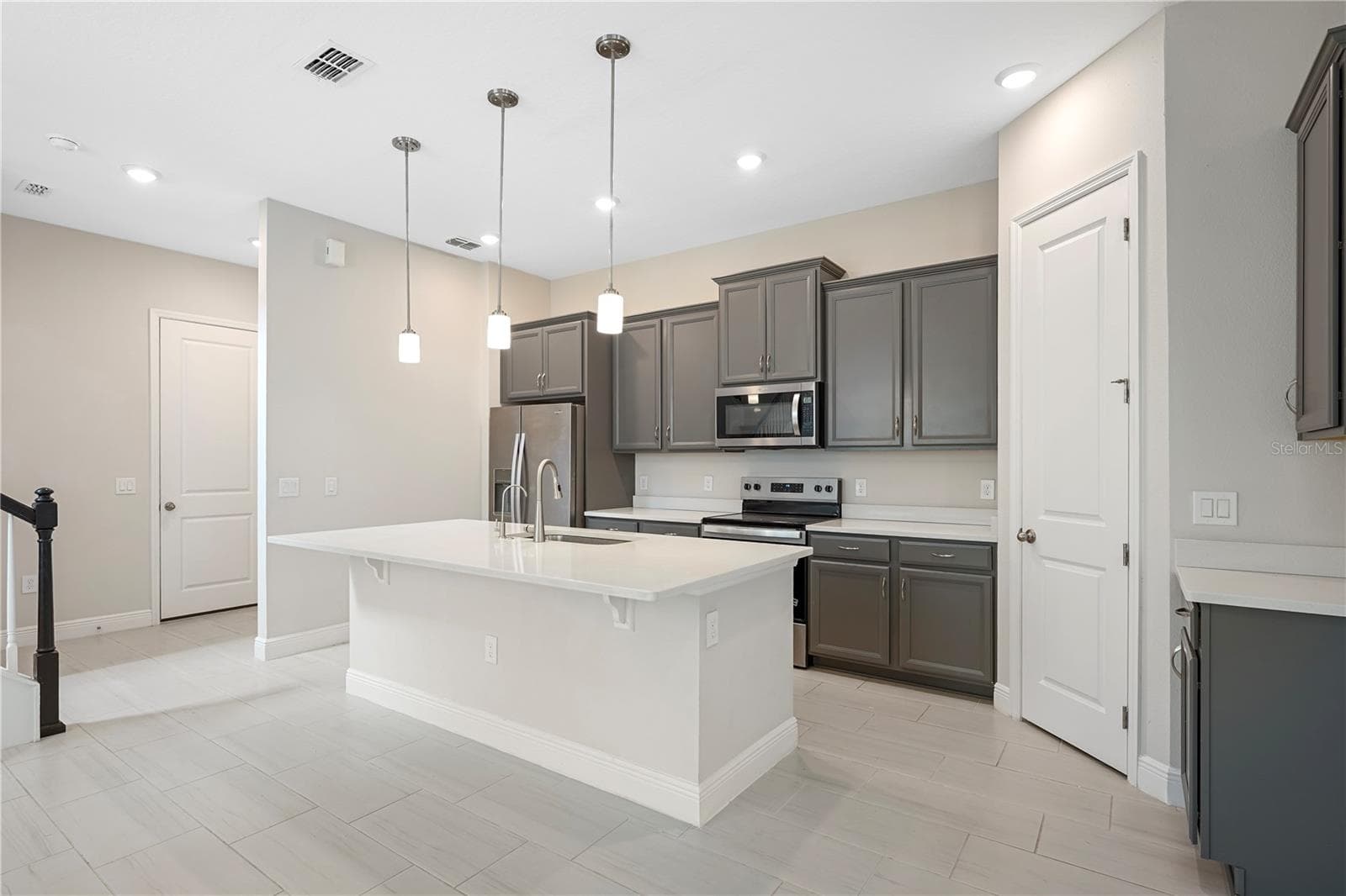 Kitchen - 9936 PALLIDA HICKORY WAY, WINTER GARDEN