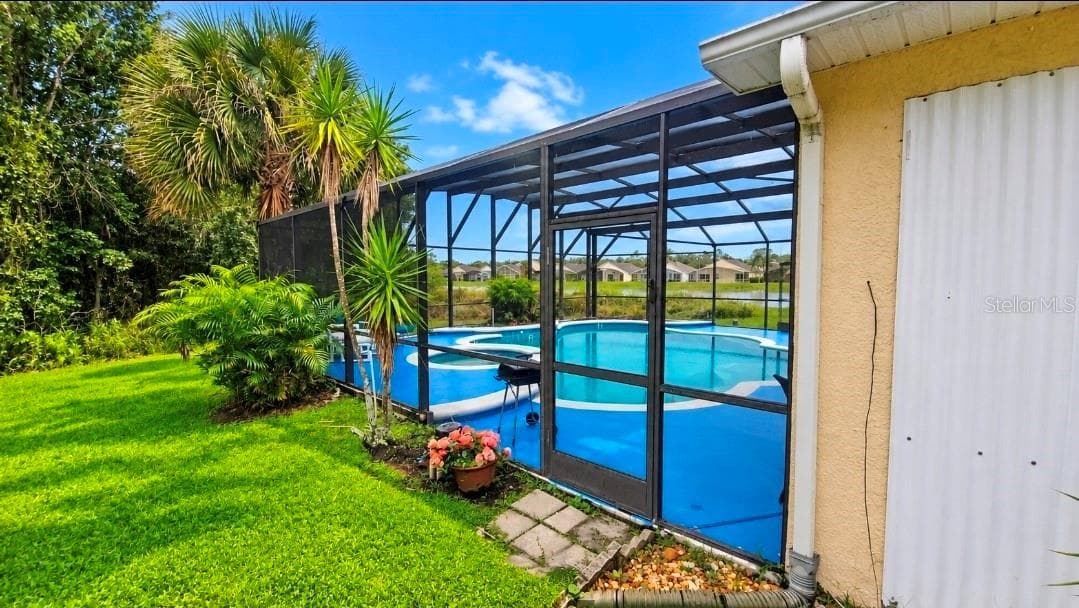 SIDE YARD - 4640 EAGLE PEAK DR, KISSIMMEE