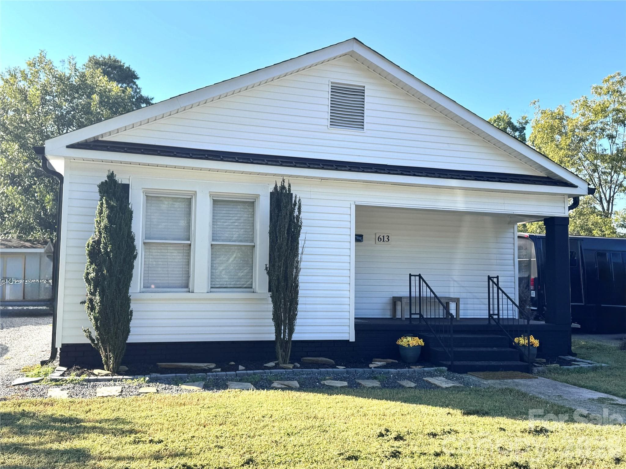 613 Gum Street