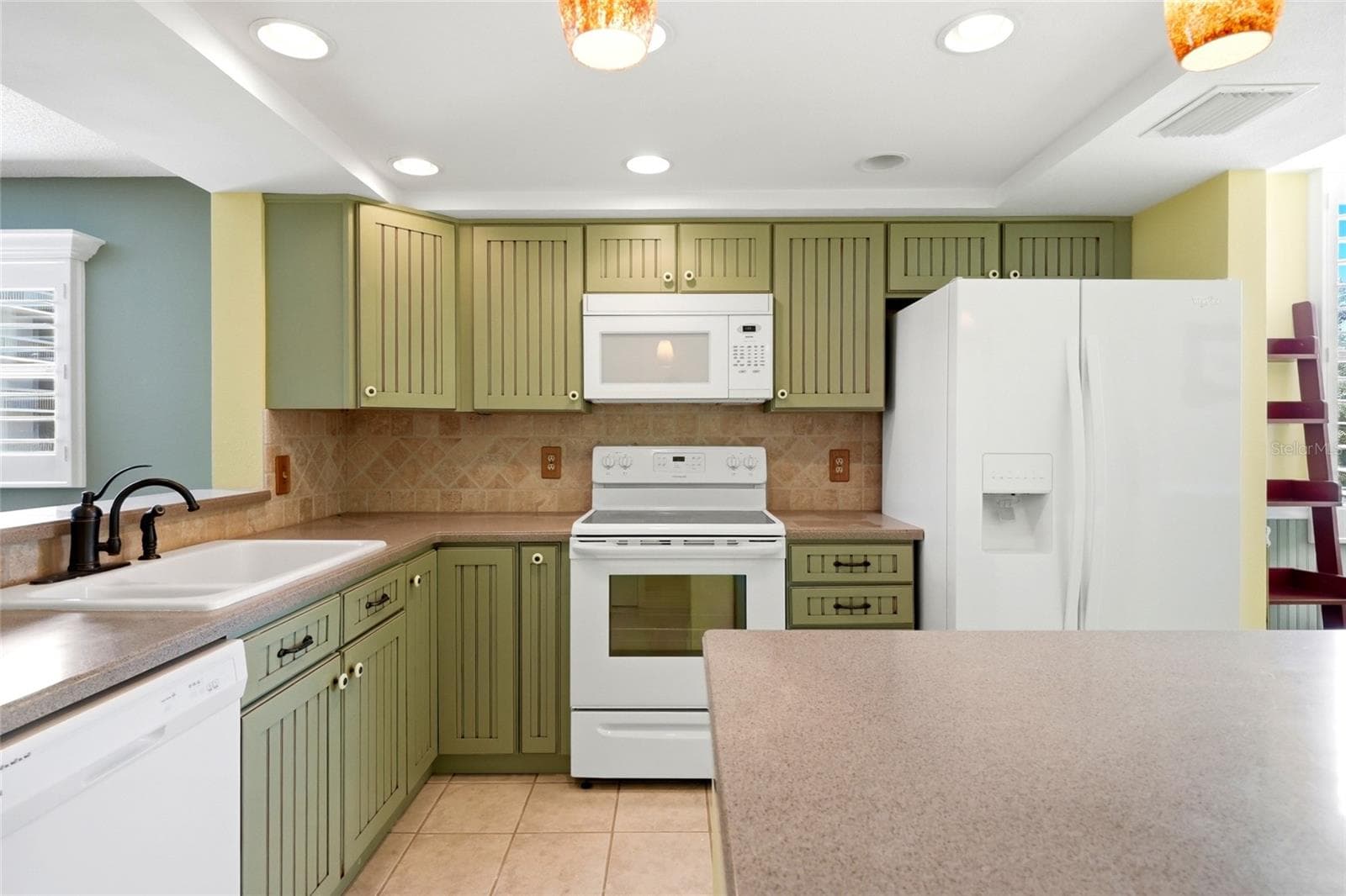 Condominium at 1328 PASADENA AVE S #308, SOUTH PASADENA, photo 14 of 33