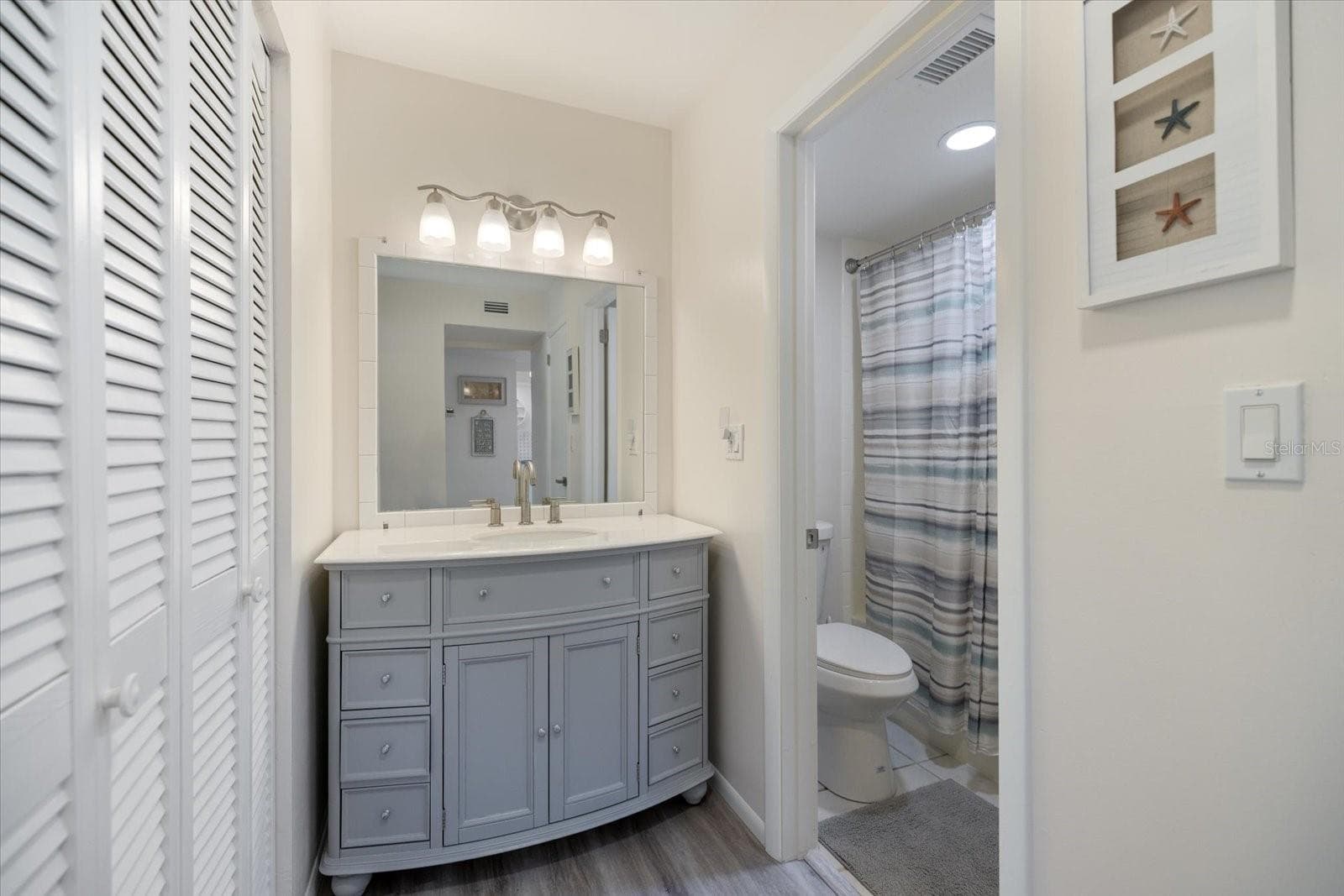 Condominium at 612 BIRD BAY DR S #118, VENICE, photo 9 of 31