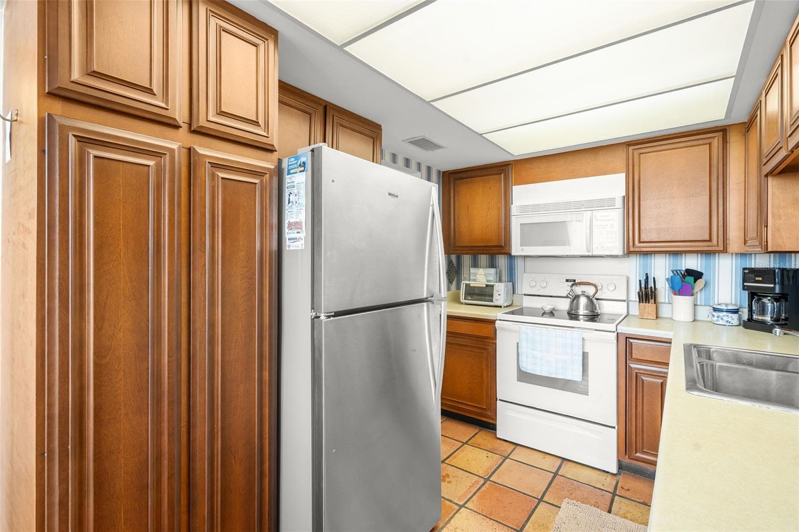 Condominium at 9425 BLIND PASS RD #1006, ST PETE BEACH, photo 20 of 58