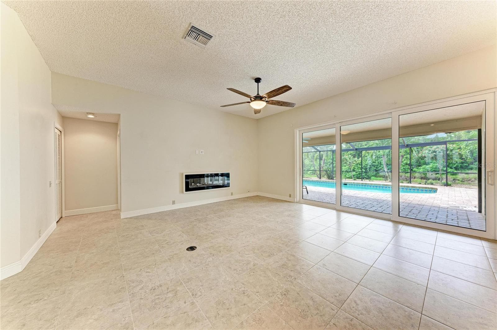 Single Family Residence at 4204 PRO AM AVE E, BRADENTON, photo 10 of 56