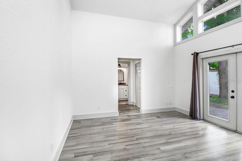 Single Family Residence at 3509 W ROGERS AVE, TAMPA, photo 14 of 45