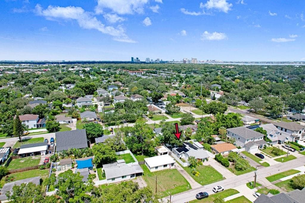 Single Family Residence at 3509 W ROGERS AVE, TAMPA, photo 40 of 45