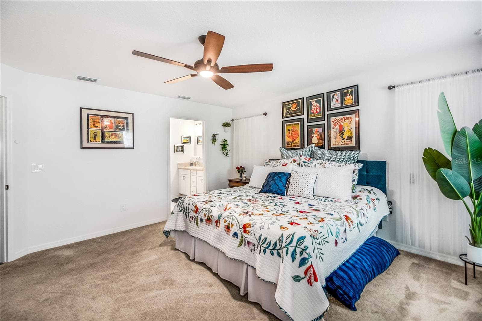Single Family Residence at 7442 SAVANNA DR, THE VILLAGES, photo 23 of 52