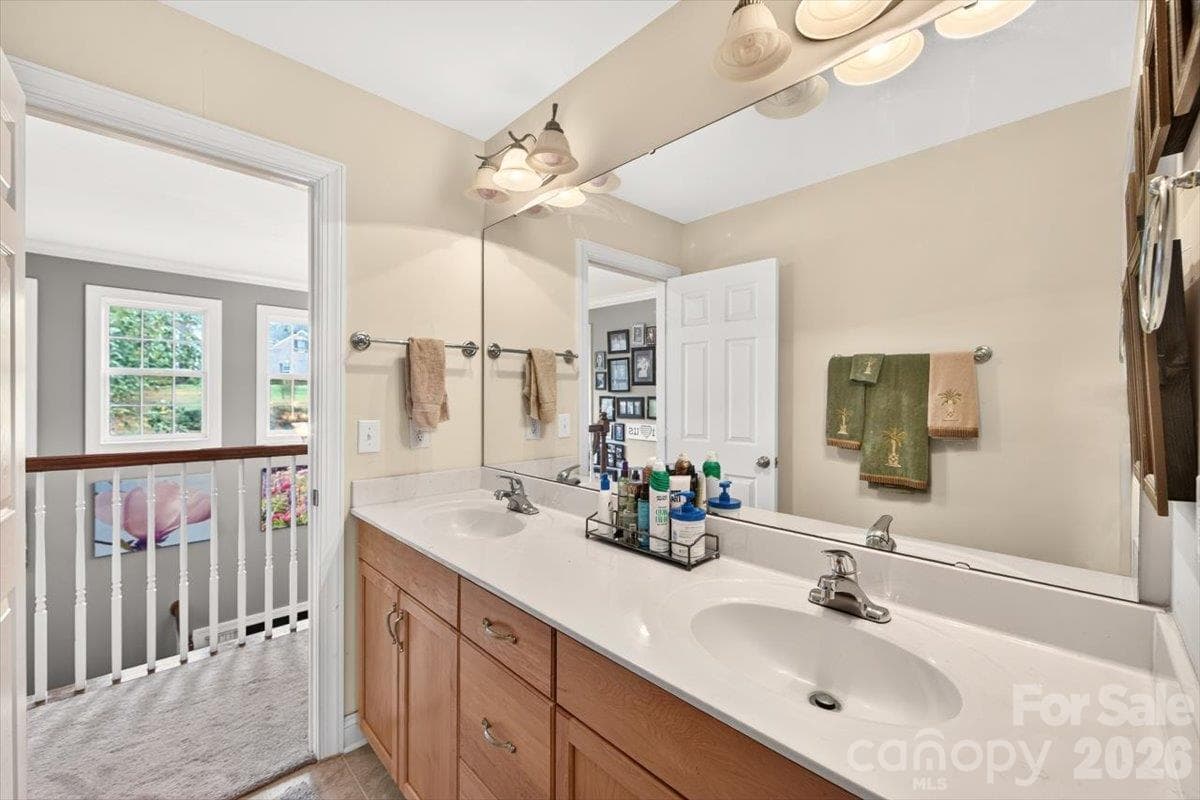 Single Family Residence at 8705 Dartmoor Place, Charlotte, photo 30 of 44