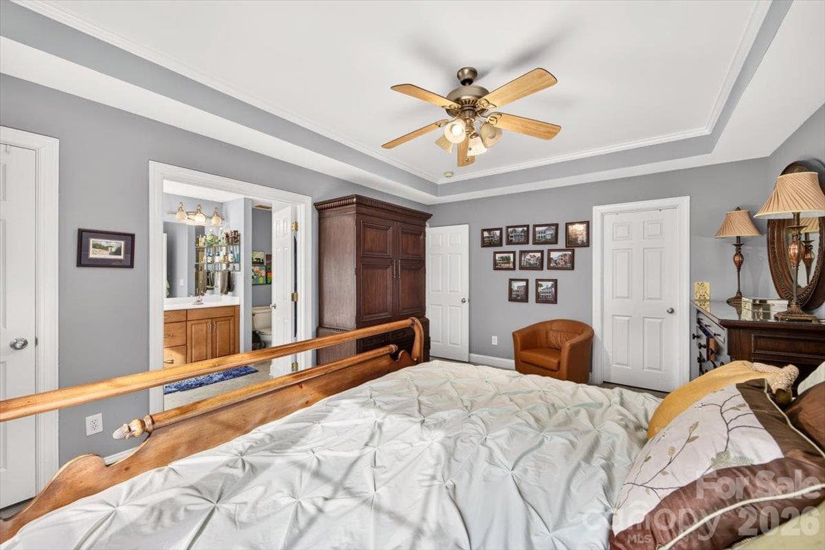 Single Family Residence at 8705 Dartmoor Place, Charlotte, photo 33 of 44