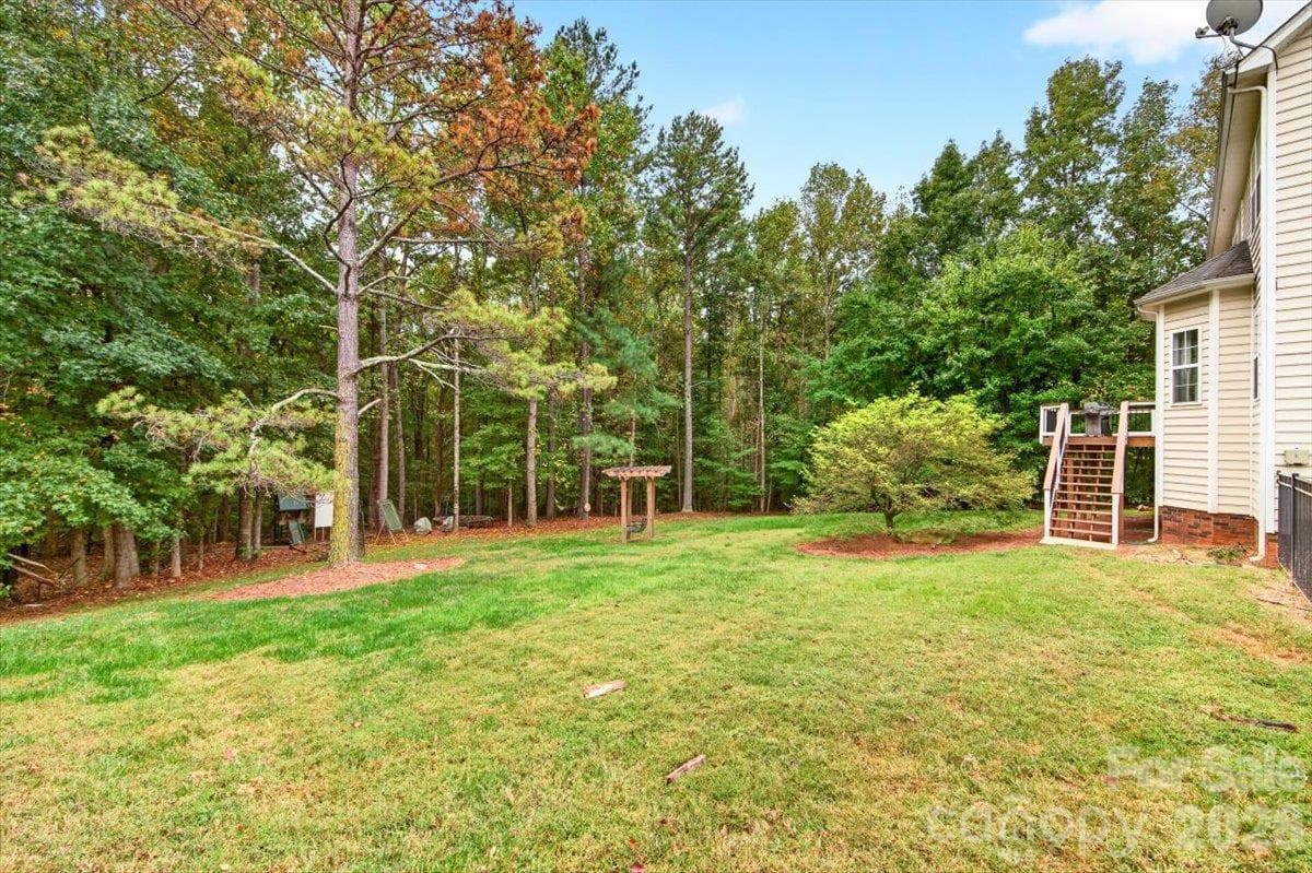 Single Family Residence at 8705 Dartmoor Place, Charlotte, photo 41 of 44