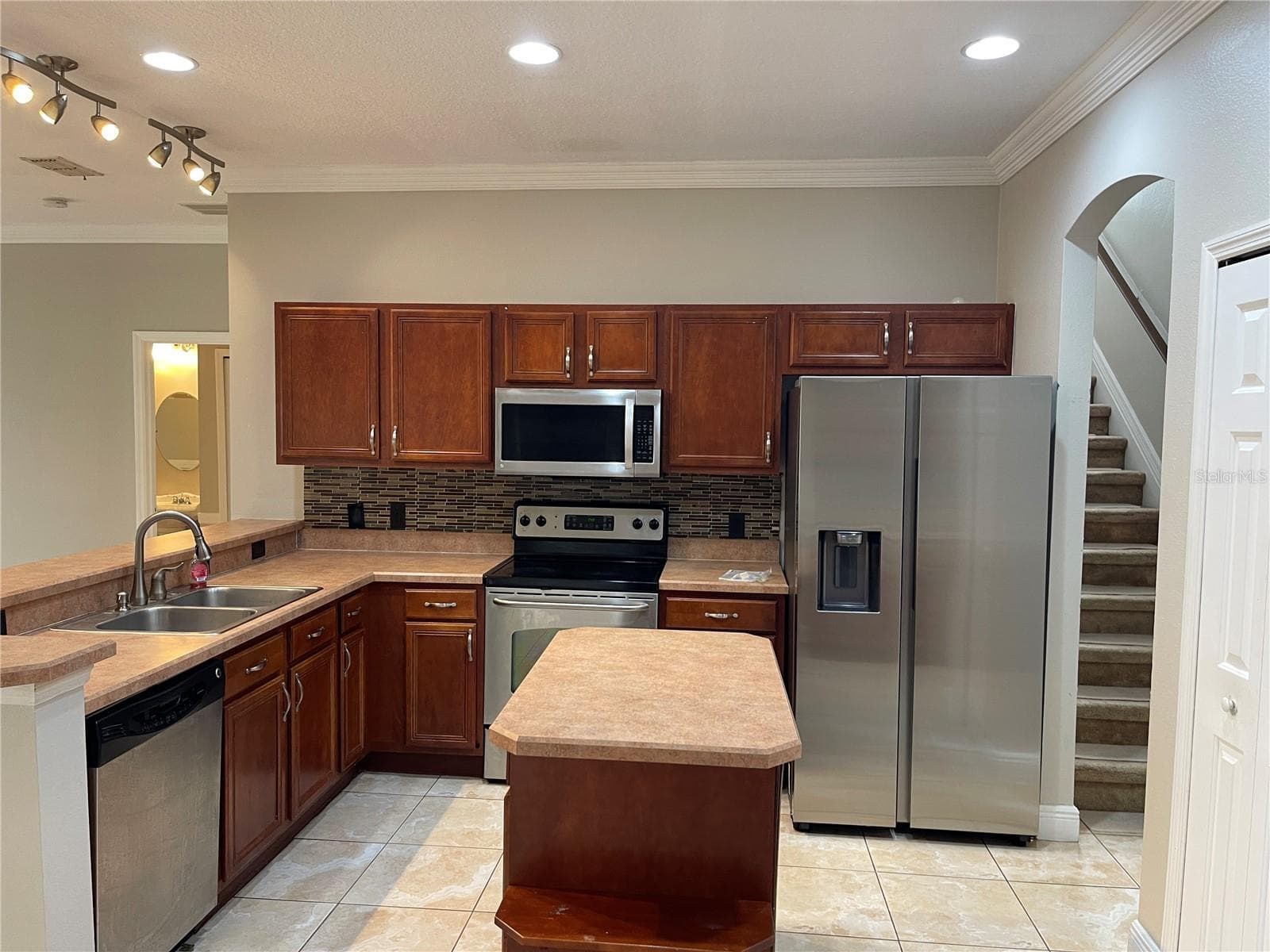 Single Family Residence at 3930 PORT SEA PL, KISSIMMEE, photo 2 of 64