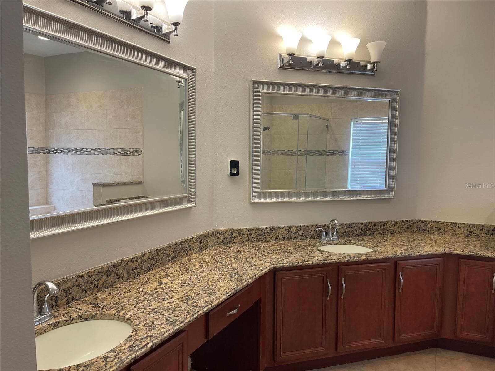 Owners Bath - 3930 PORT SEA PL, KISSIMMEE