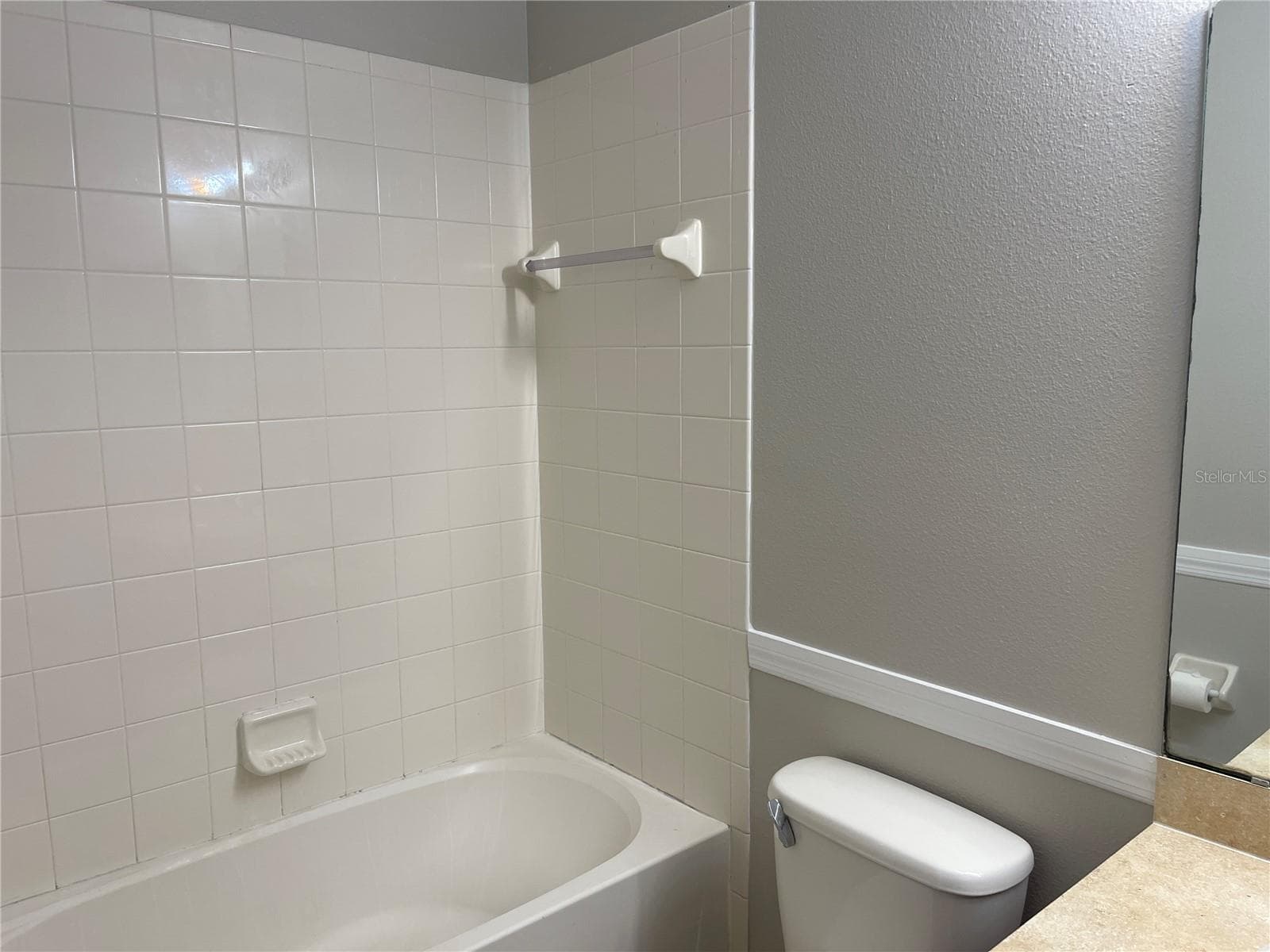 Bath #2 - 3930 PORT SEA PL, KISSIMMEE