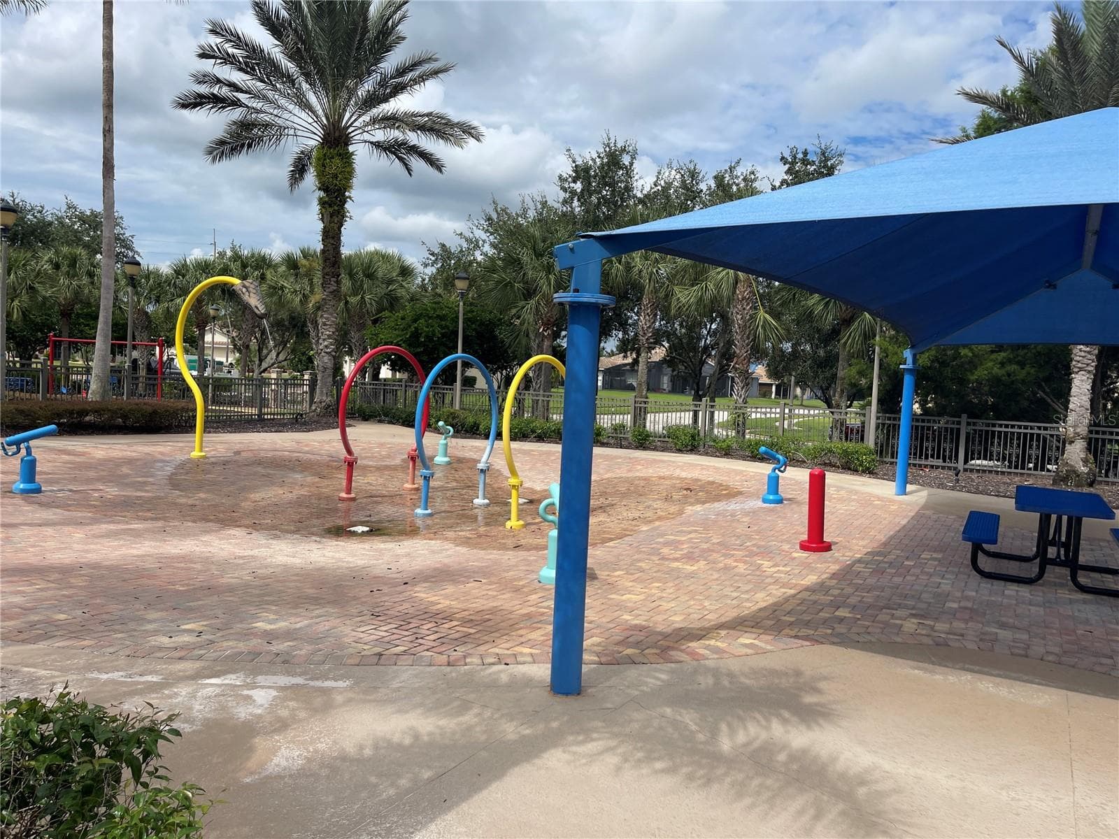 Community Splash Pad & Shaded Picnic Area - 3930 PORT SEA PL, KISSIMMEE