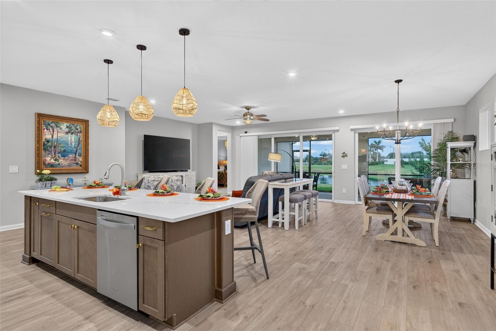 Single Family Residence at 11627 MYAKKA BLUE DR, VENICE, photo 13 of 174